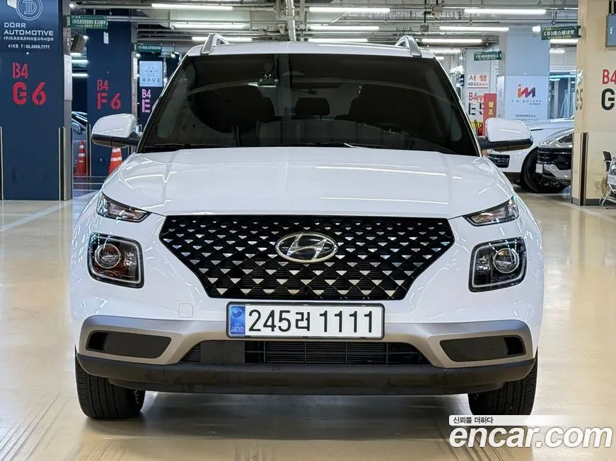 Hyundai Venue — фото 2
