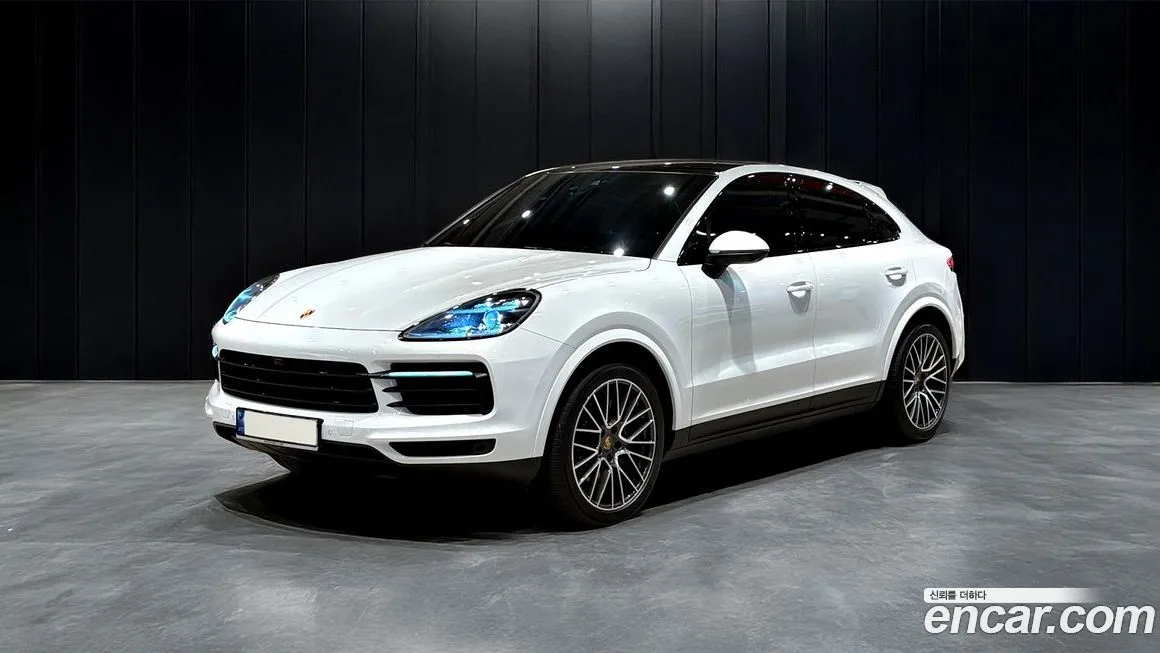 Porsche Cayenne — фото 1