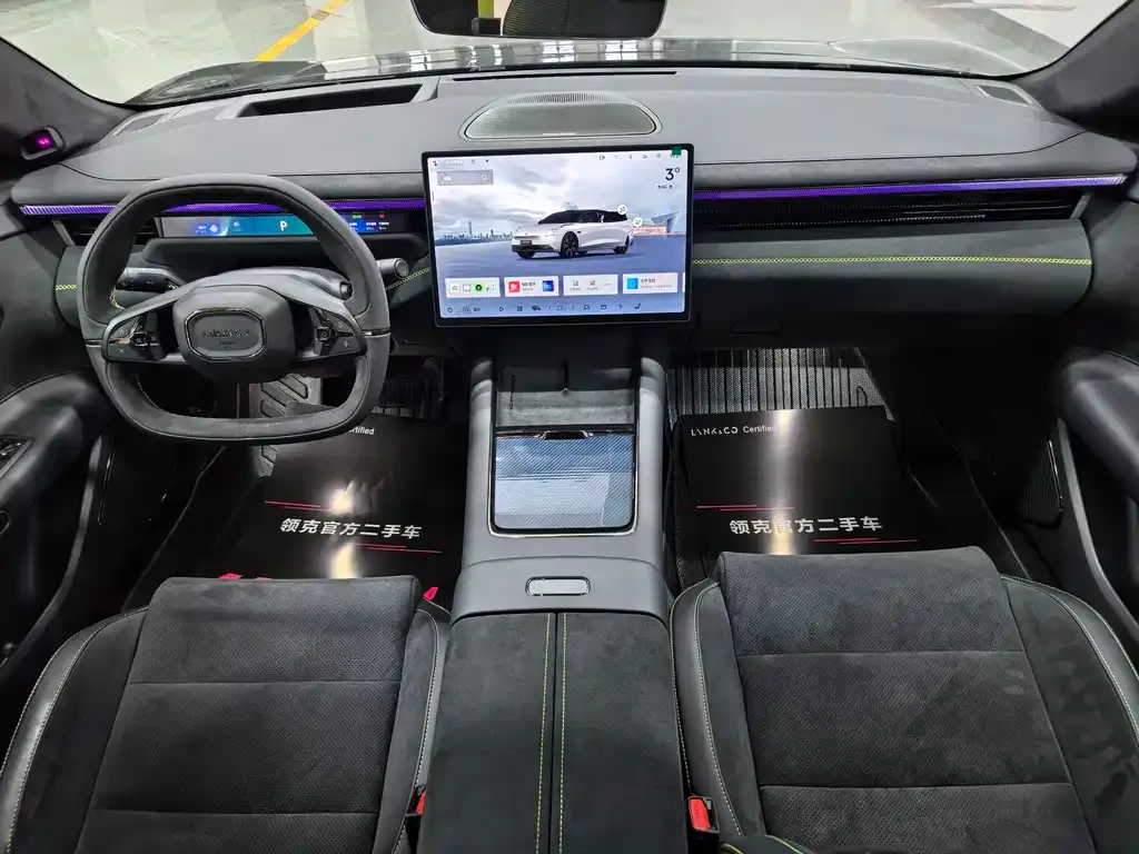 Lynk & Co 10 EM-P — фото 5