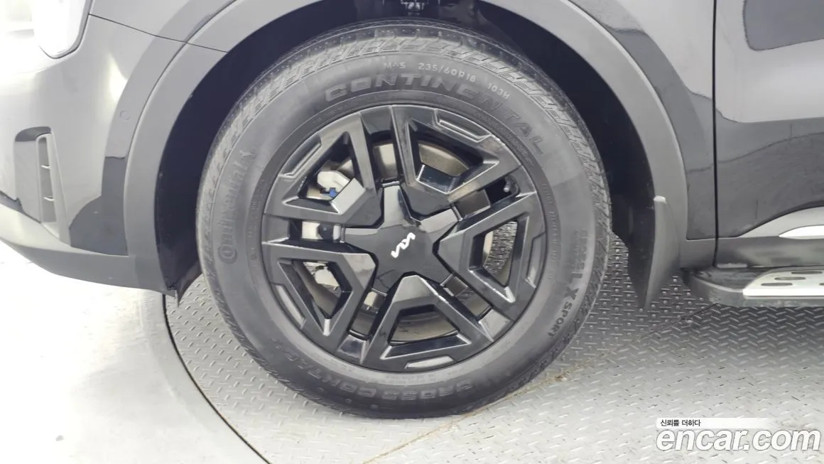Kia Sorento — фото 6