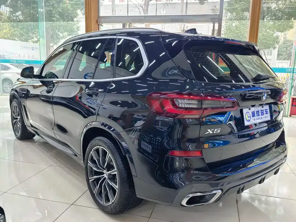 BMW X5 (Import) — фото 10
