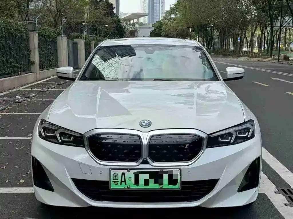 BMW i3 — фото 1