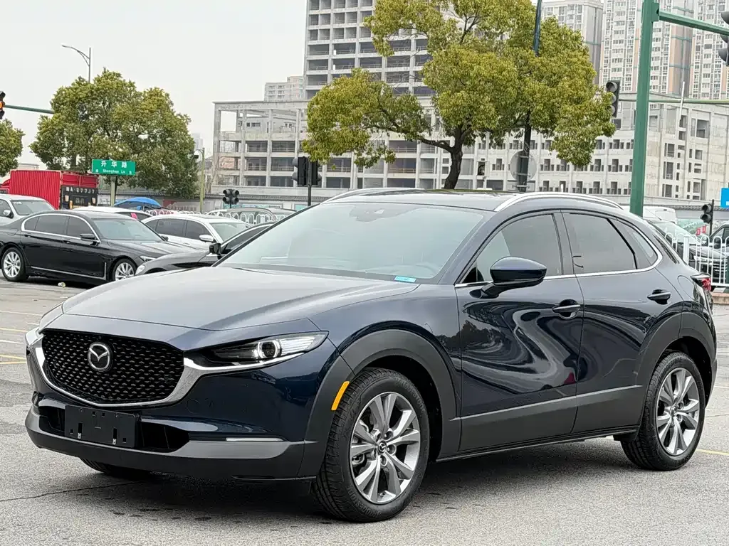Mazda CX-30 — фото 1