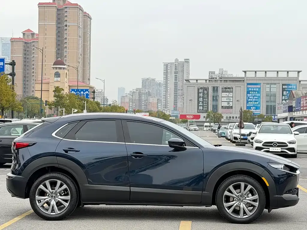 Mazda CX-30 — фото 10