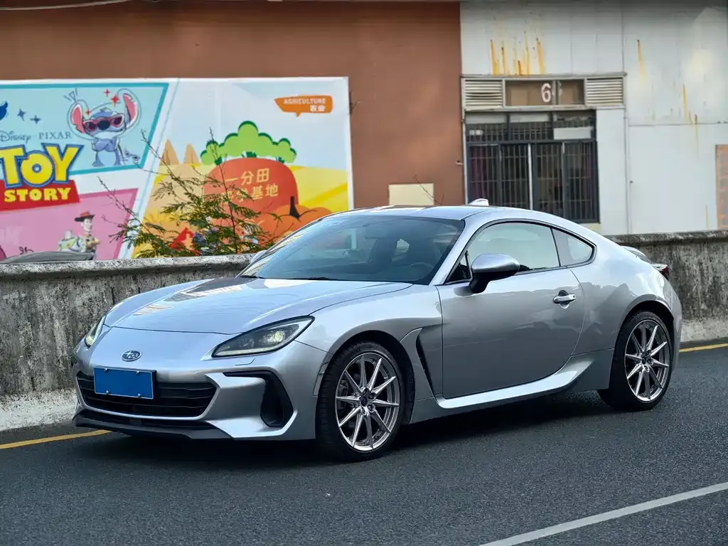 Subaru BRZ — фото 1
