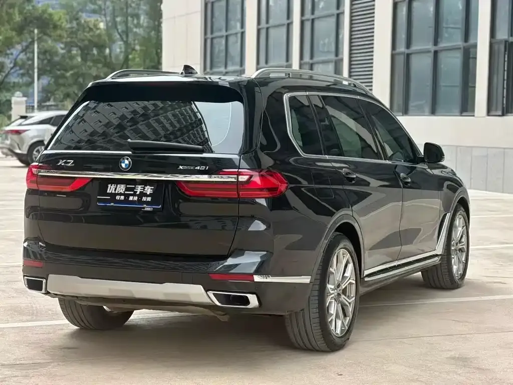 BMW X7 — фото 4