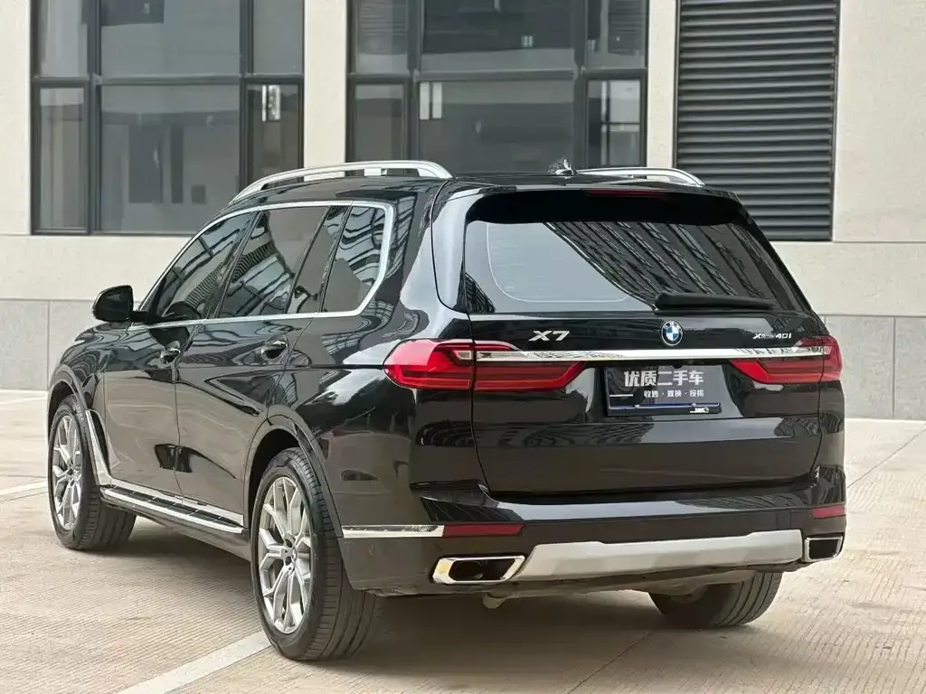 BMW X7 — фото 5