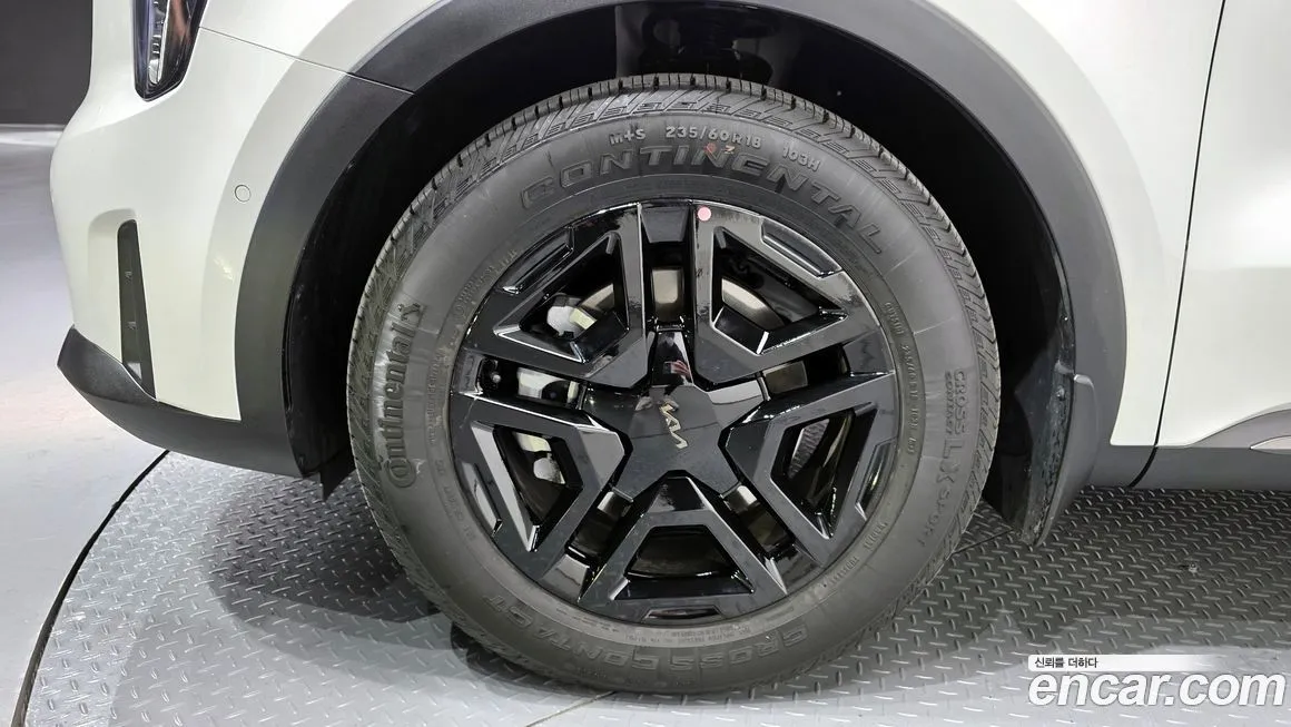 Kia Sorento — фото 5