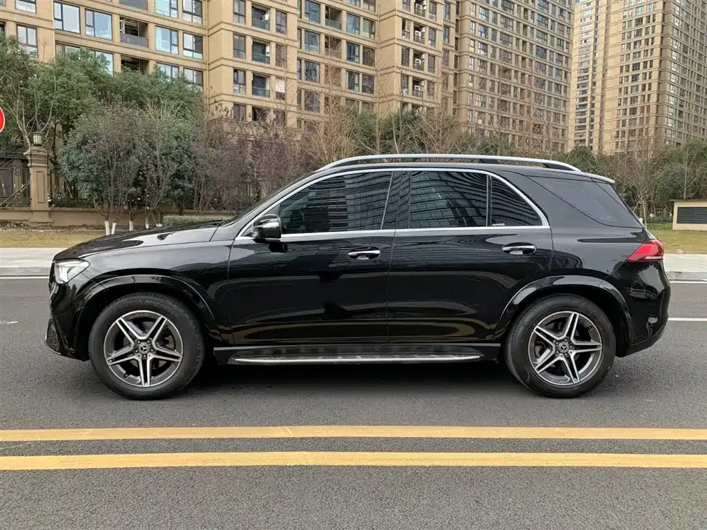 Mercedes-Benz GLE — фото 4