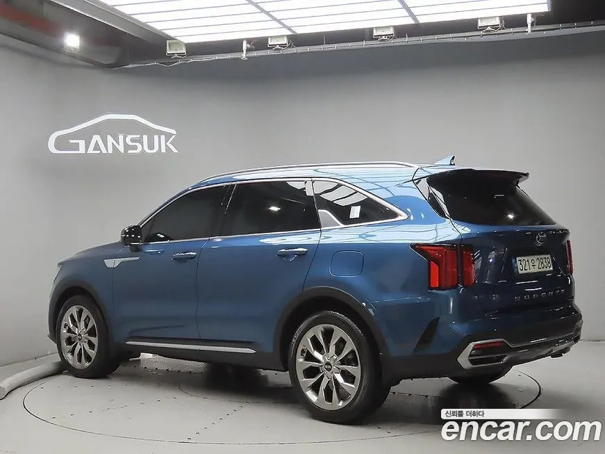 Kia Sorento — фото 3
