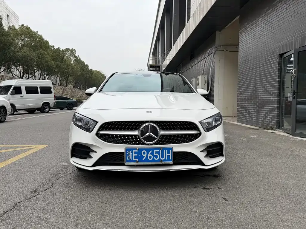 Mercedes-Benz A-Class — фото 7