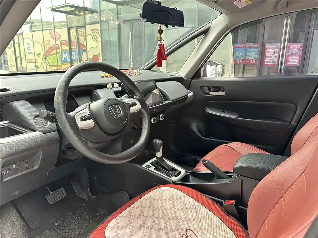 Honda Fit — фото 10