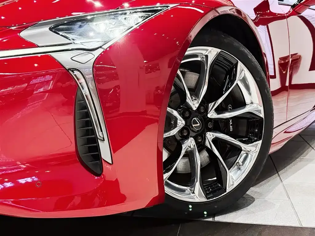 Lexus LC — фото 8