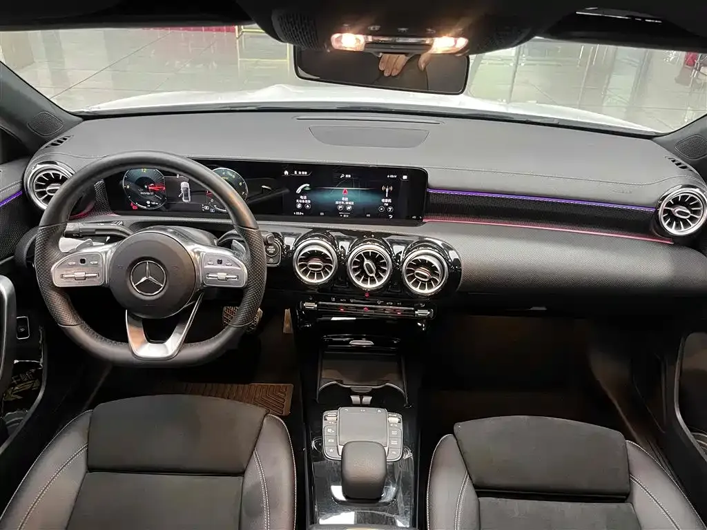 Mercedes-Benz A-Class — фото 10