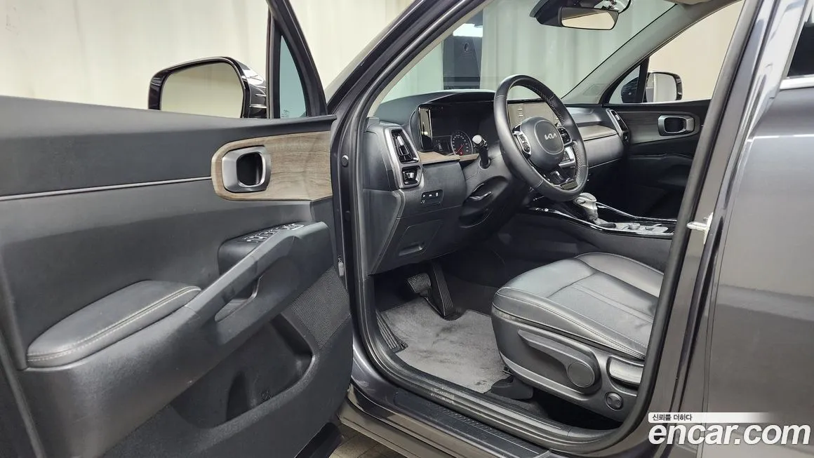 Kia Sorento — фото 4