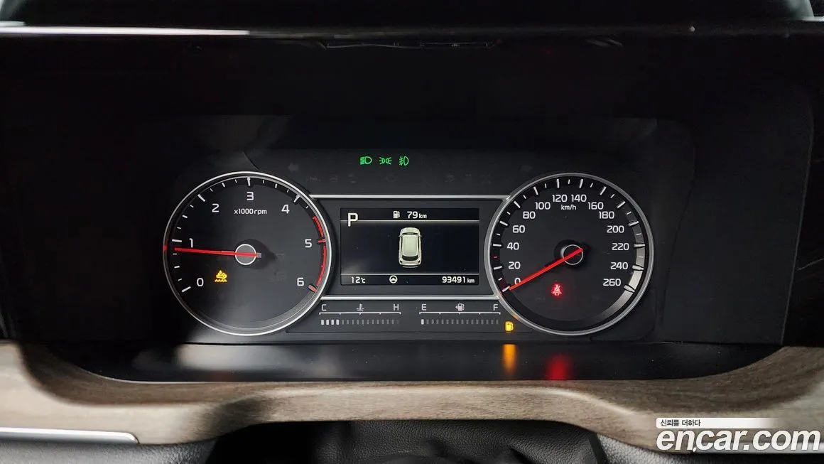 Kia Sorento — фото 5