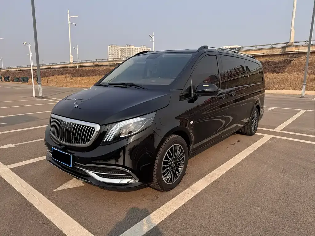 Mercedes-Benz Vito — фото 1
