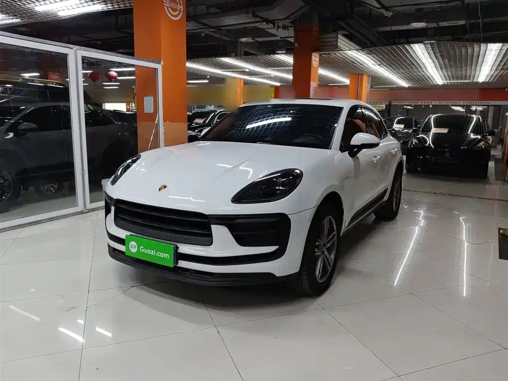Porsche Macan — фото 1