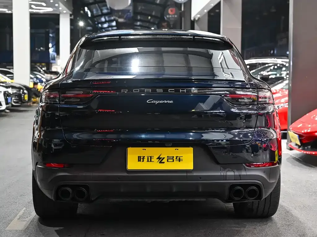 Porsche Cayenne — фото 8