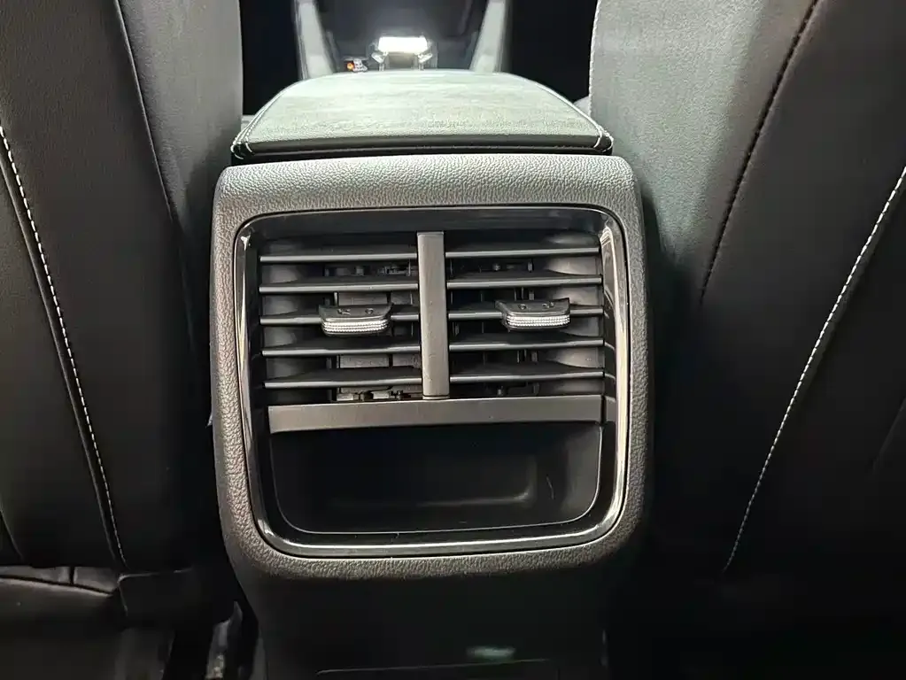 Skoda Octavia — фото 4
