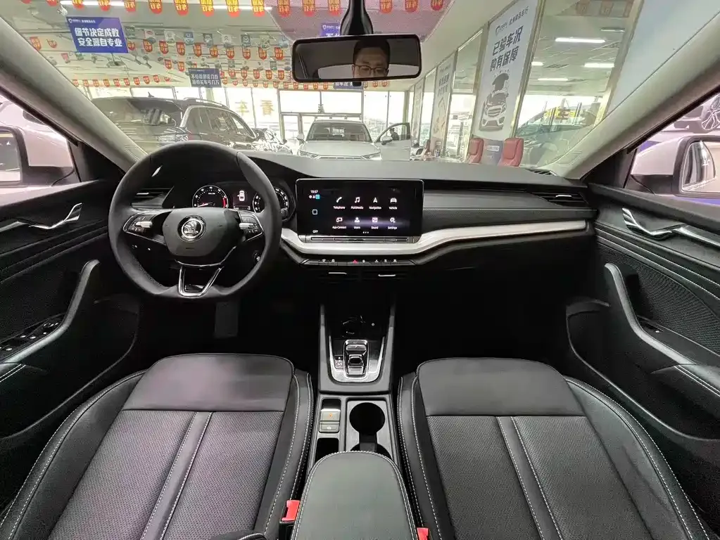 Skoda Octavia — фото 10