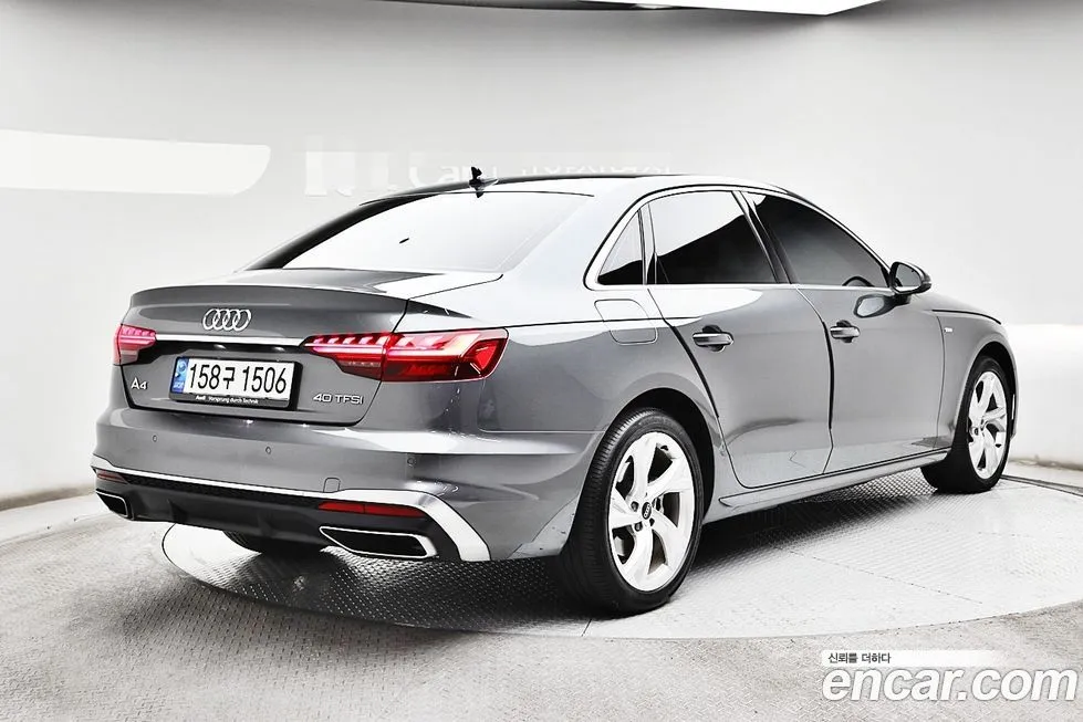 Audi A4 — фото 3