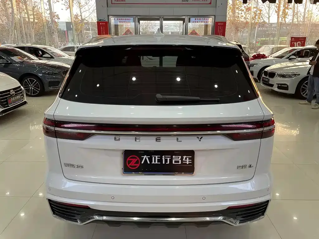 Geely Xingyue L — фото 10