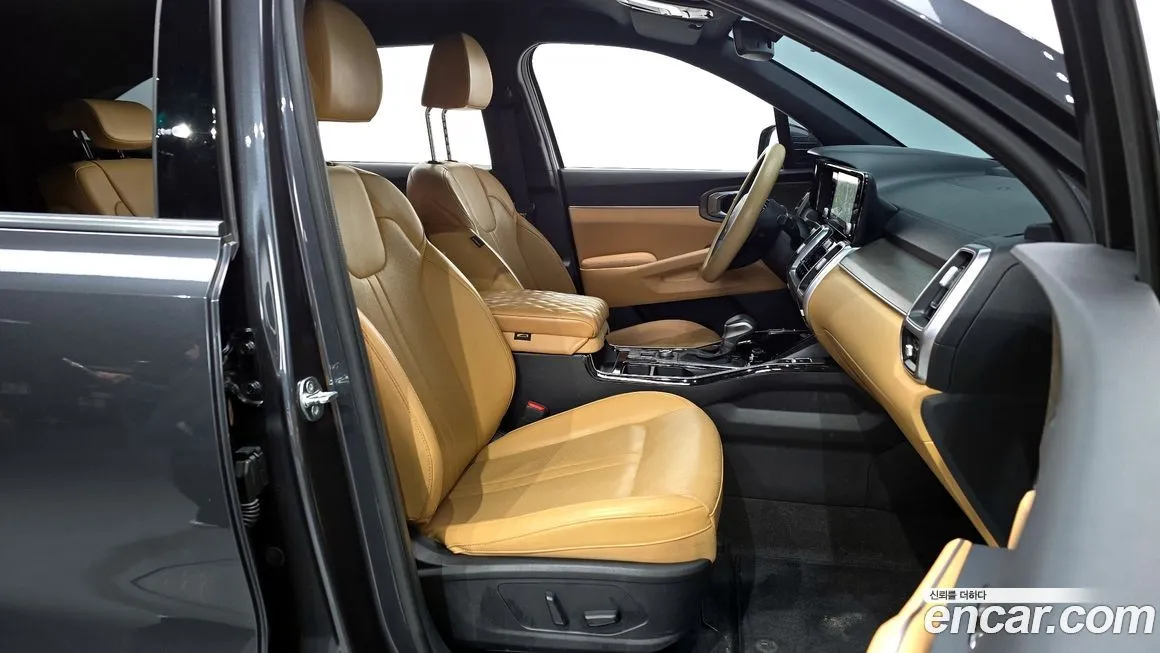Kia Sorento — фото 9
