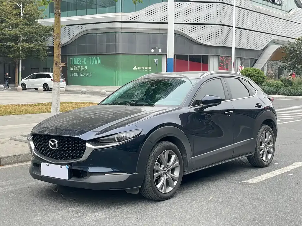 Mazda CX-30 — фото 1