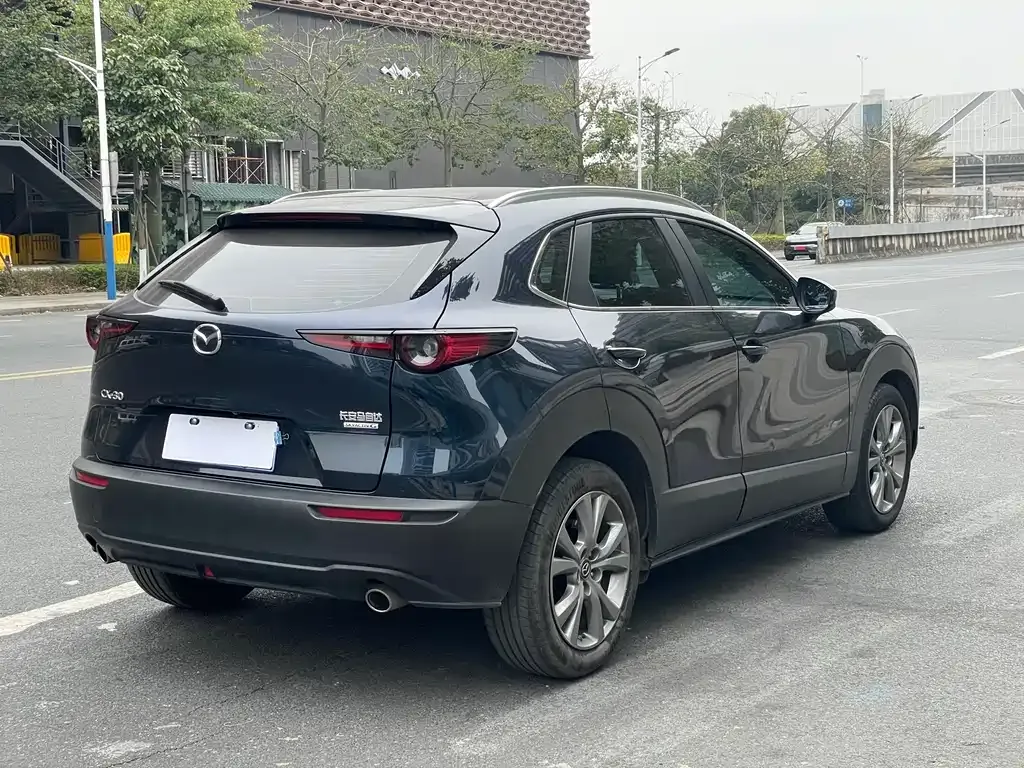 Mazda CX-30 — фото 9