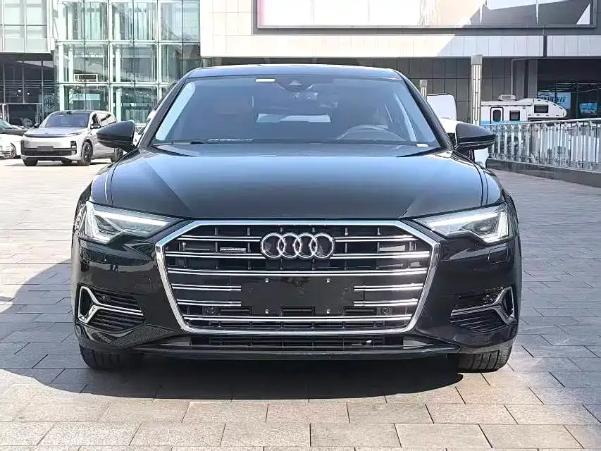 Audi A6L — фото 9