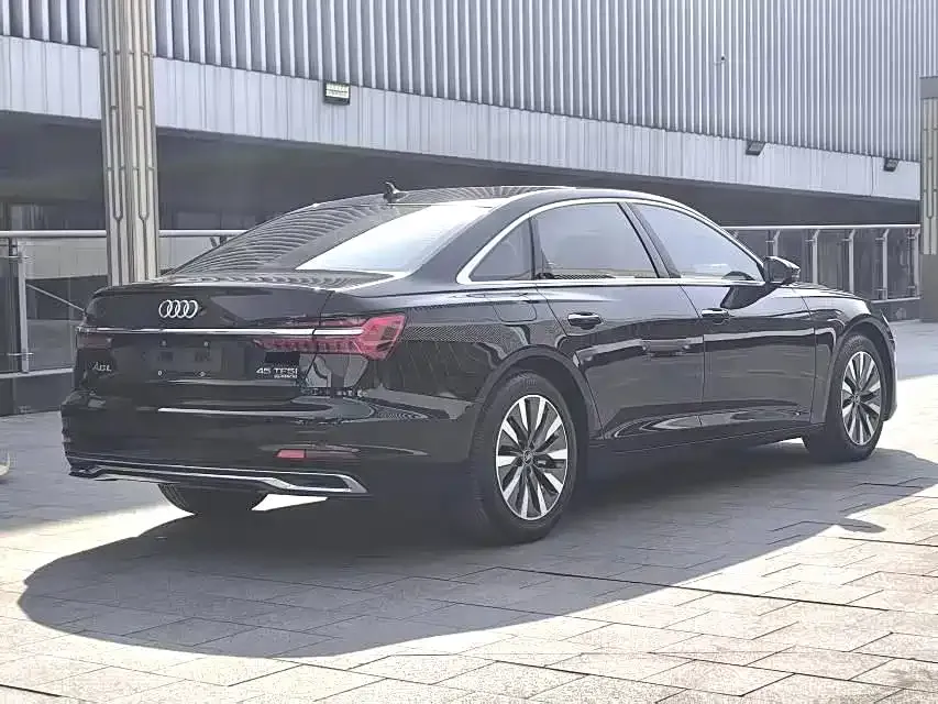 Audi A6L — фото 3