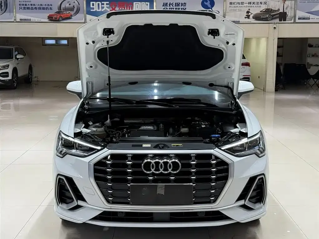 Audi Q3 — фото 9