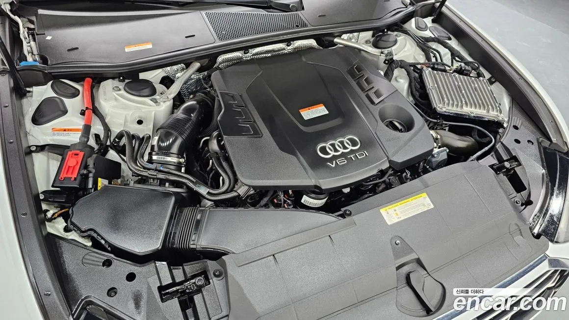 Audi A6 — фото 8