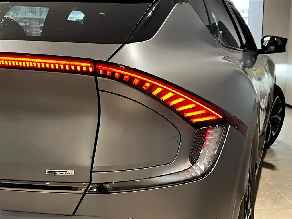 Kia EV6 — фото 4