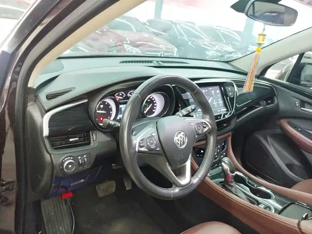 Buick Envision Plus — фото 10