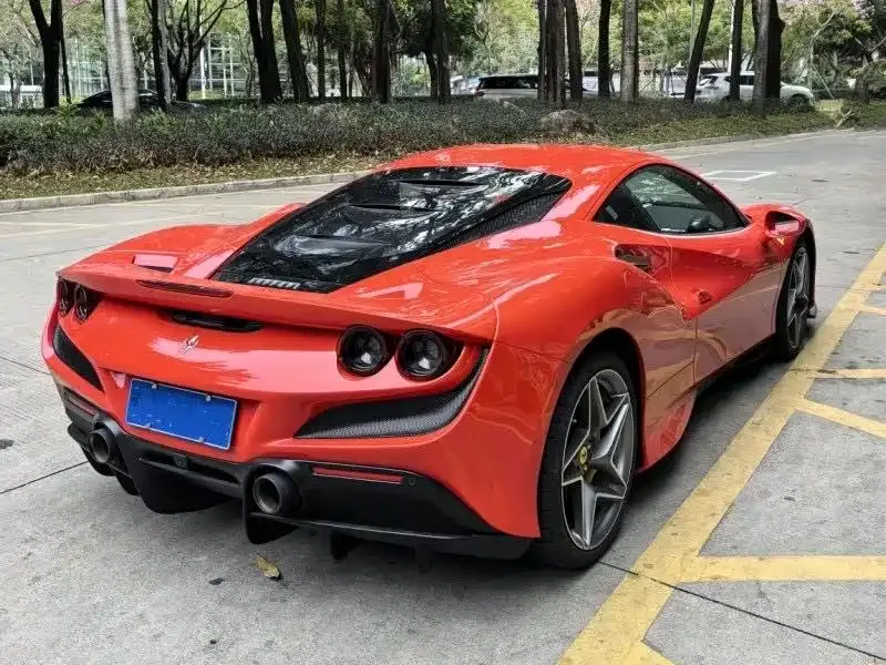 Ferrari F8 — фото 8