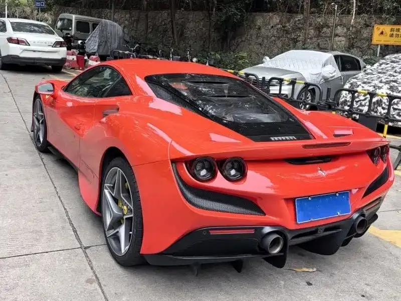 Ferrari F8 — фото 4