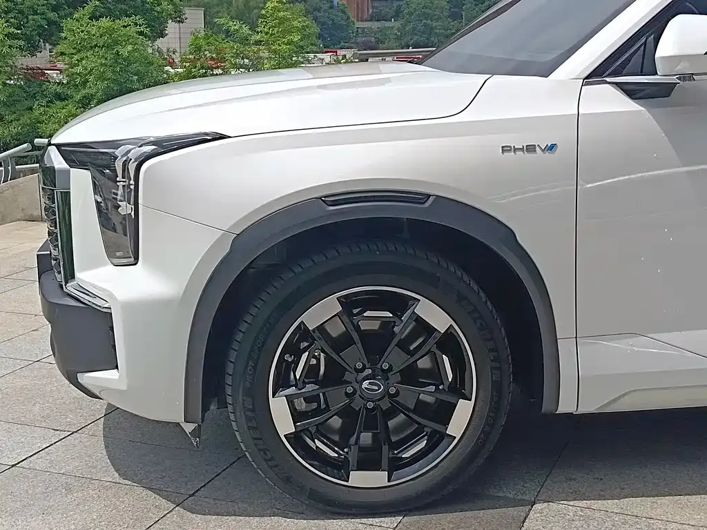 GAC Motor Trumpchi ES9 — фото 2