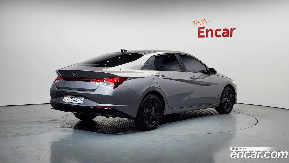 Hyundai AVANTE — фото 4