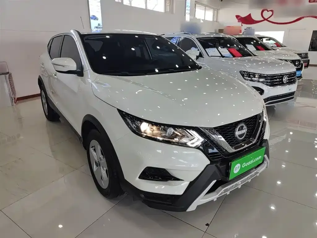Nissan Qashqai — фото 5