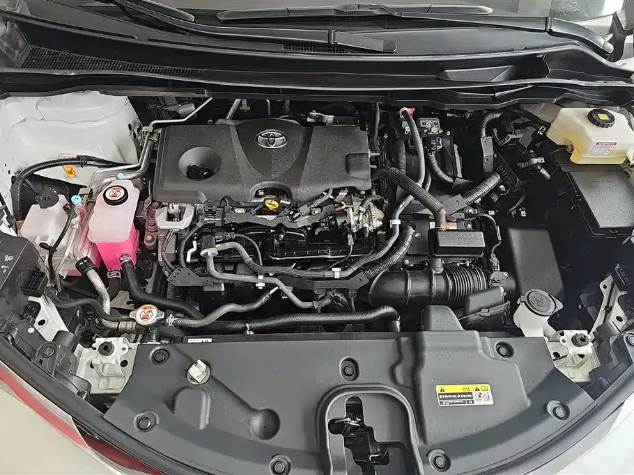 Toyota Granvia — фото 10