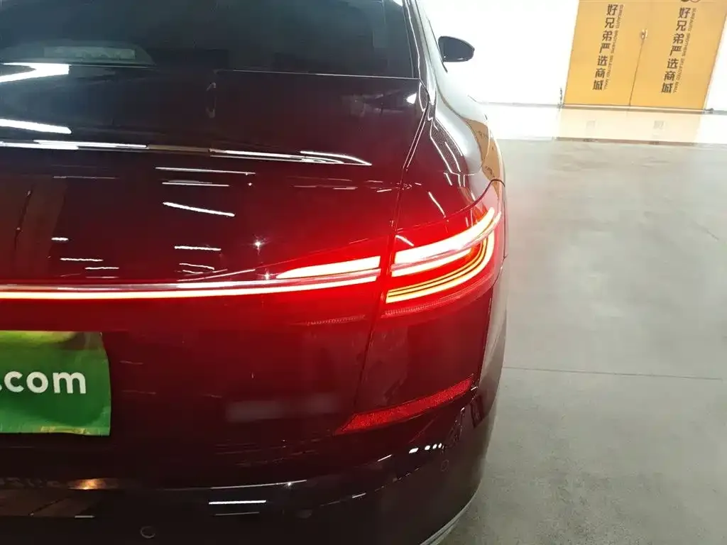 Volkswagen Passat — фото 5