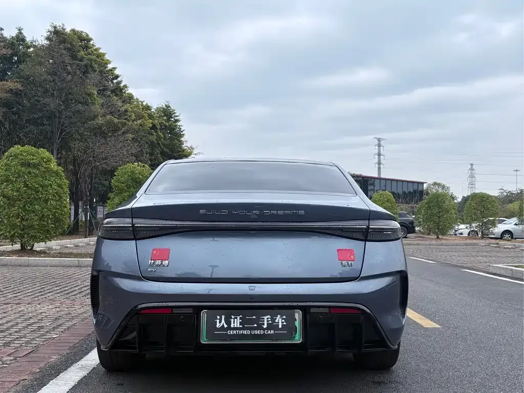 BYD Seal — фото 6