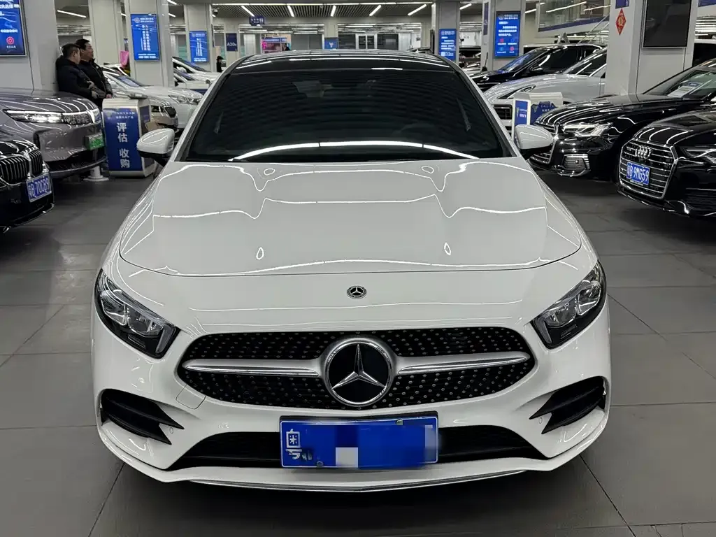 Mercedes-Benz A-Class — фото 10