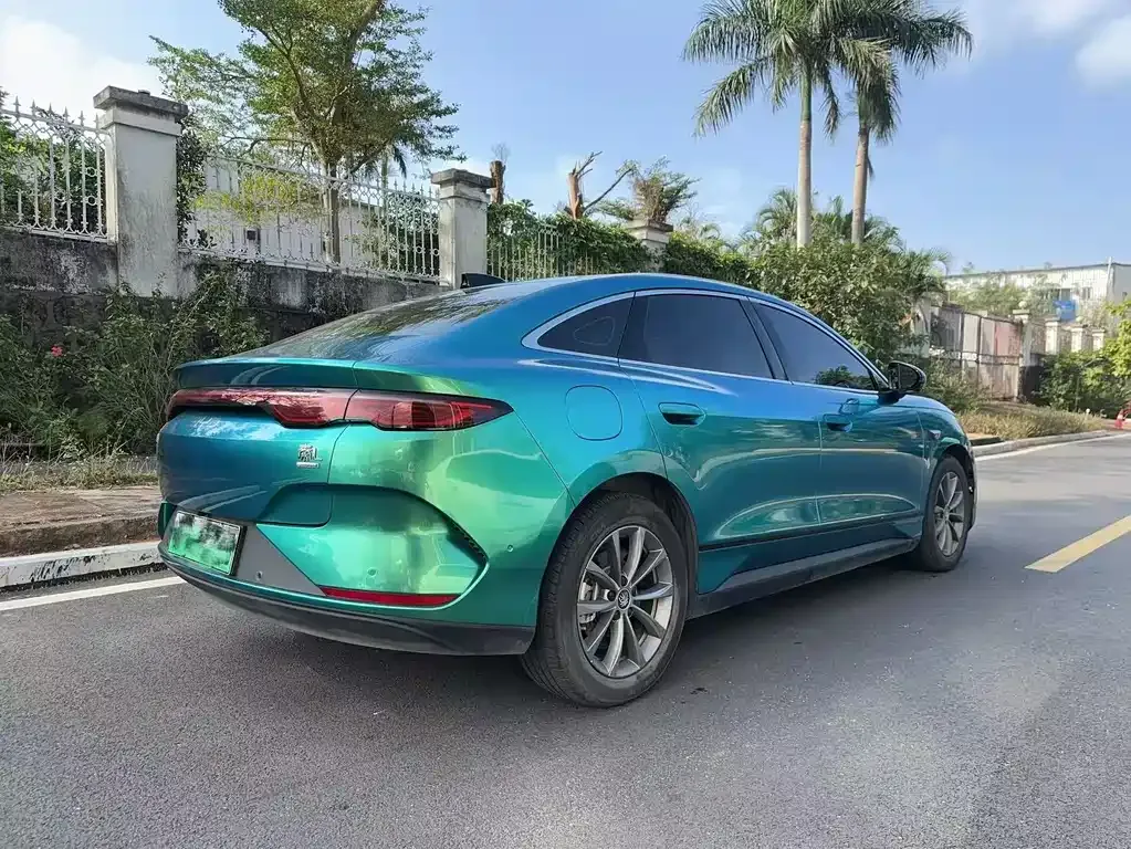 BYD Qin L — фото 8