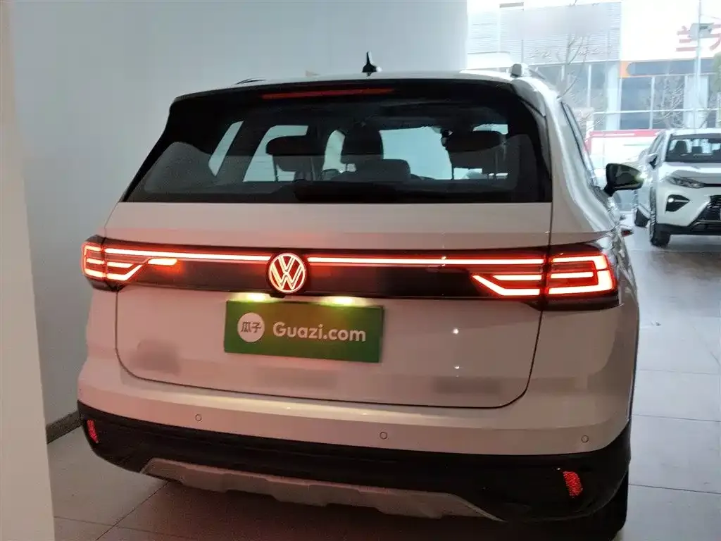 Volkswagen Tharu — фото 6