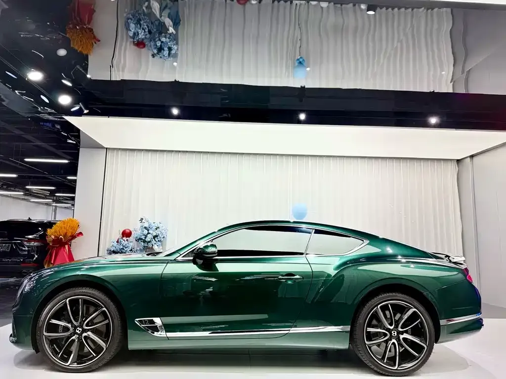 Bentley Continental — фото 8