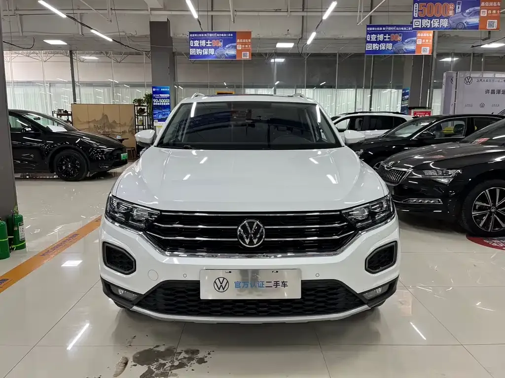 Volkswagen T-Roc — фото 4