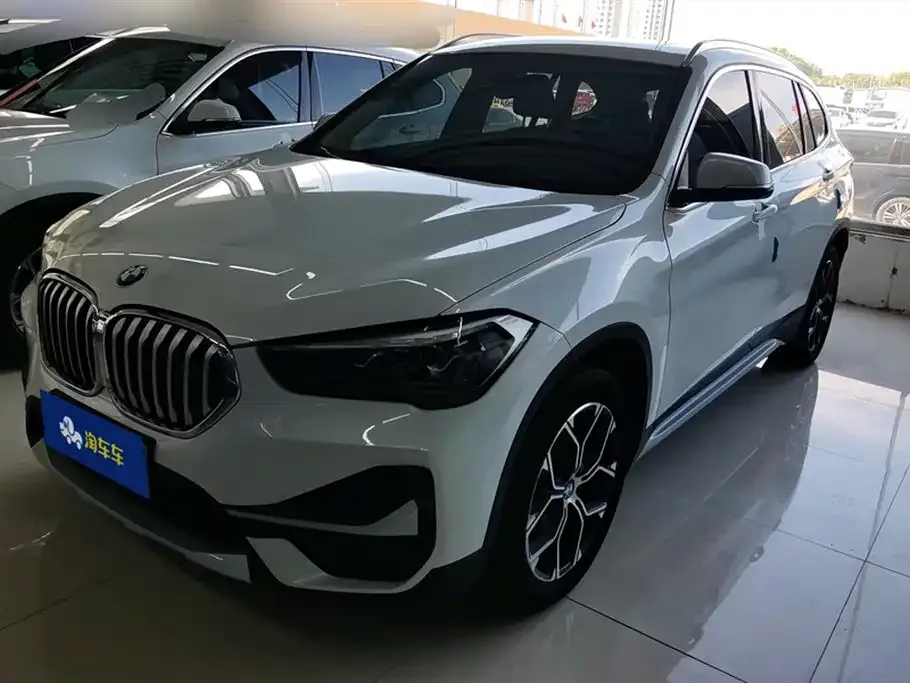 BMW X1 — фото 1